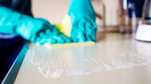 Signs a rug needs deep cleaning in Watford