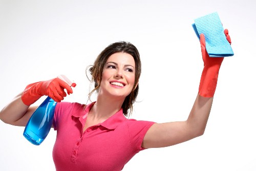 Local oven cleaning service in Watford for family homes